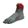 Abgetrennter Zombie Fuß -Halloween Verkaufsgeschäft abgetrennter zombie fuss halloween deko severed zombie feet halloween deco 37817 01